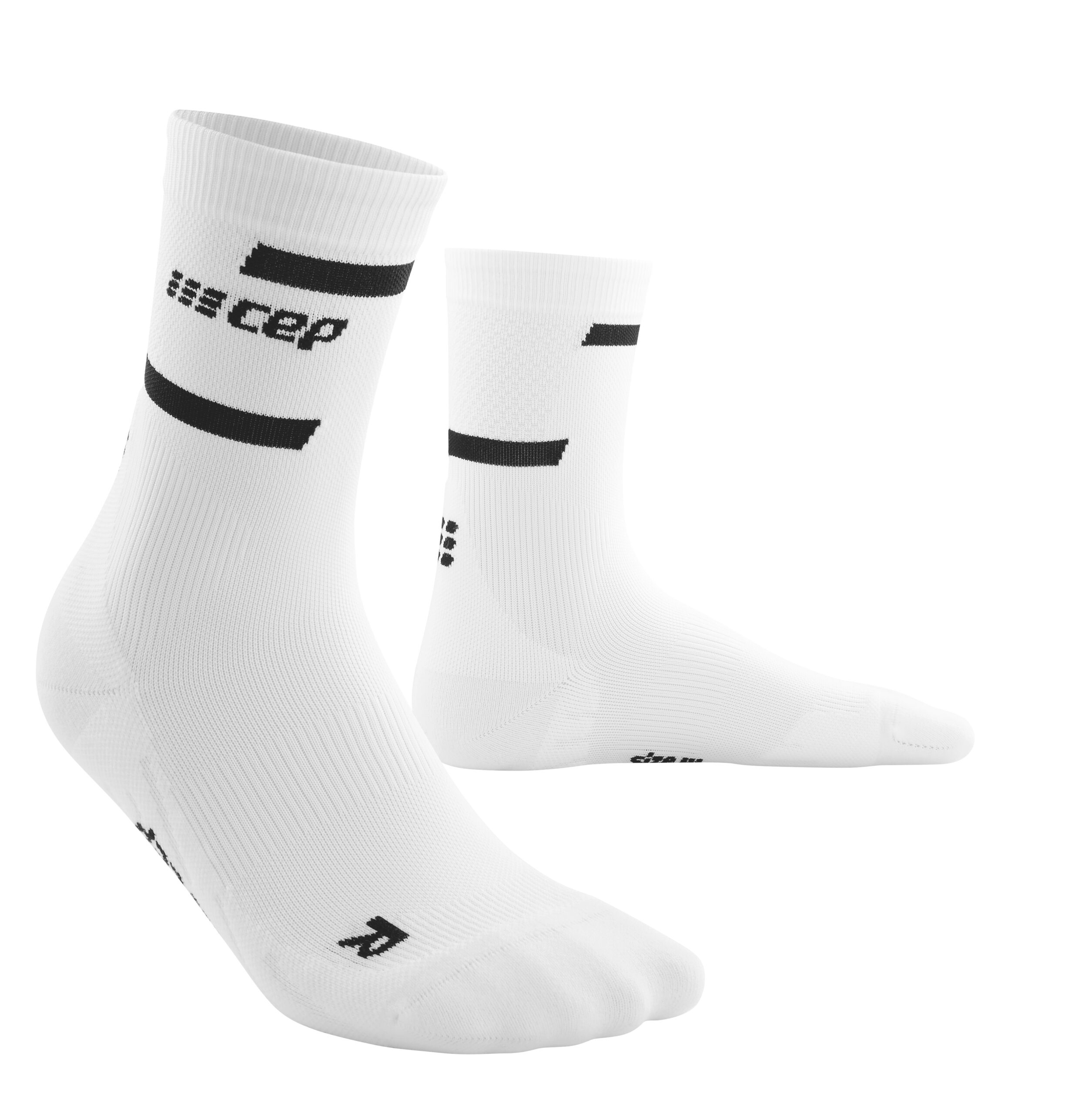 THE RUN SOCKS MID CUT WHITE